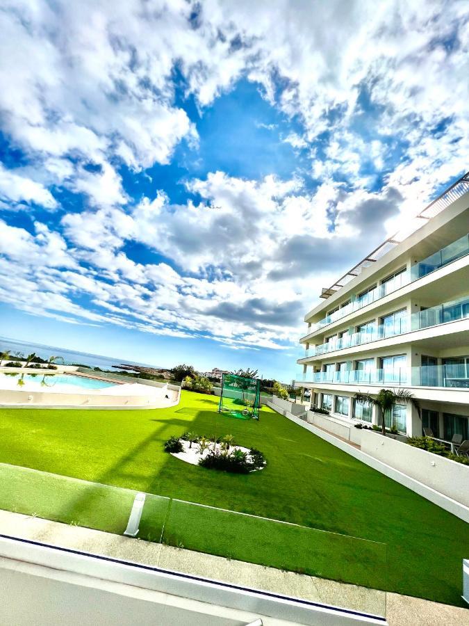Emerald Suites Протарас Экстерьер фото