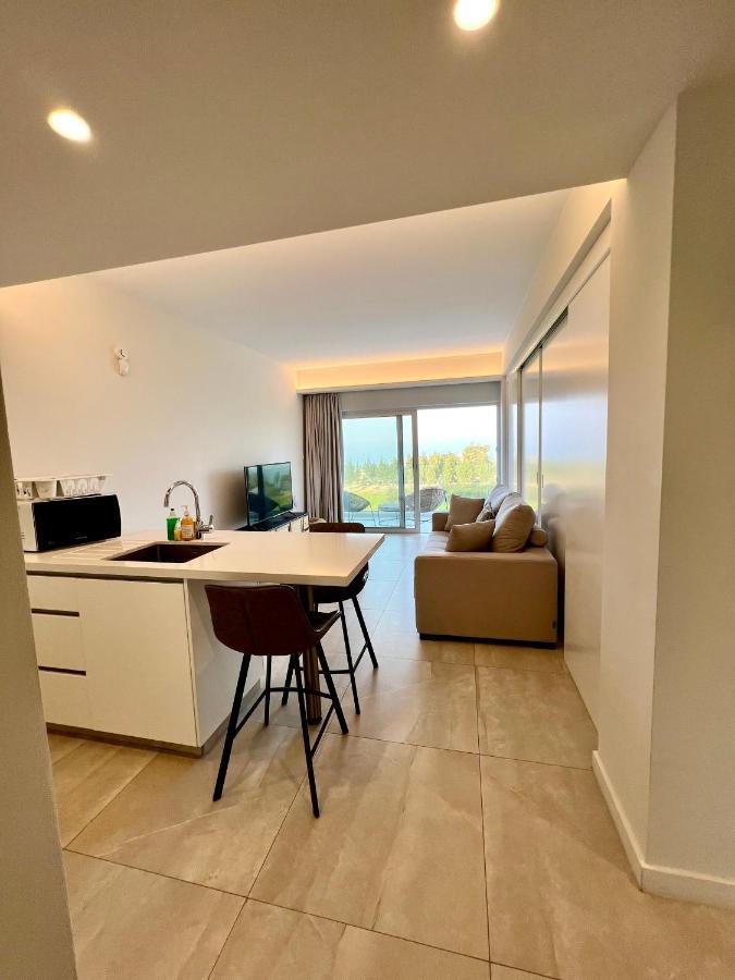 Emerald Suites Протарас Экстерьер фото