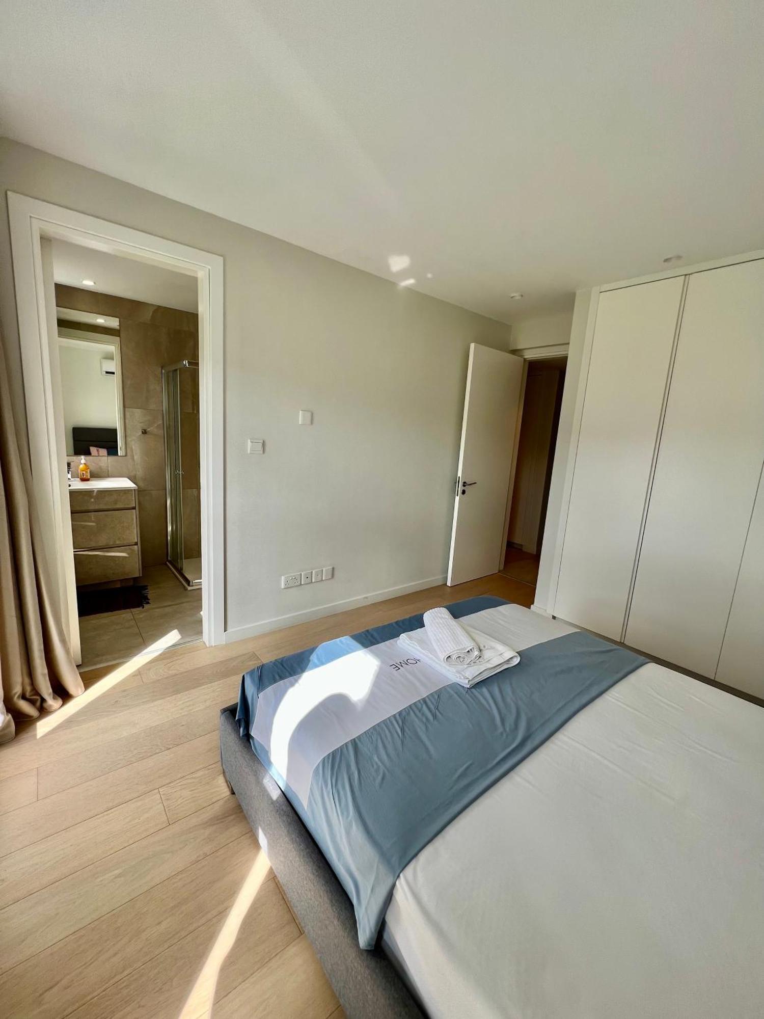 Emerald Suites Протарас Номер фото