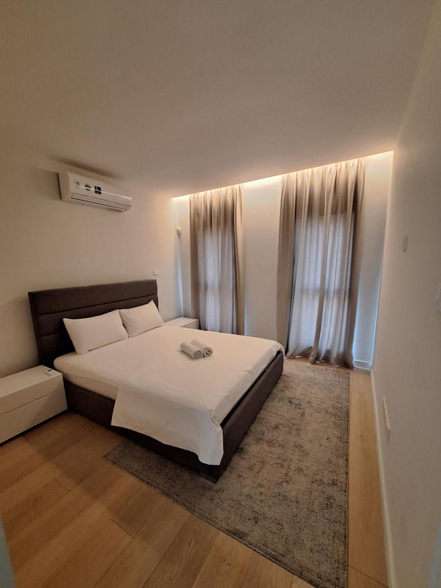 Emerald Suites Протарас Экстерьер фото